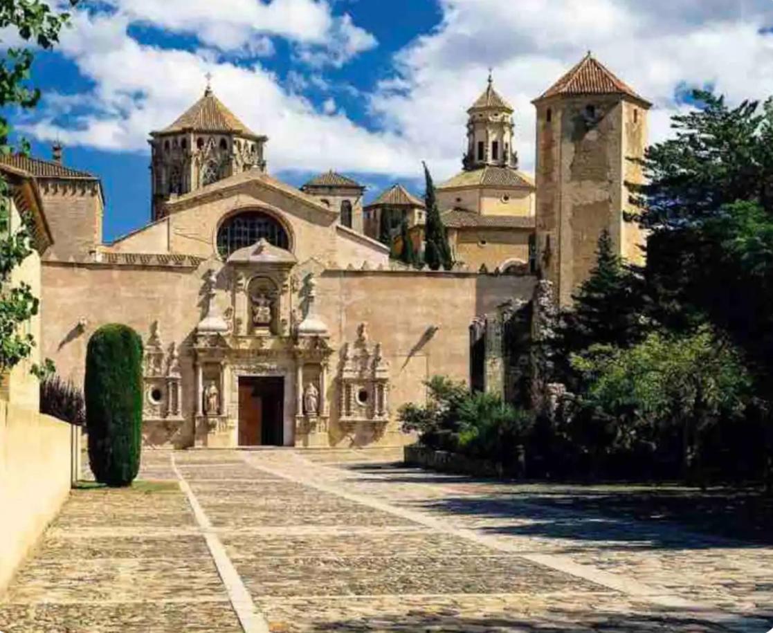El Secret De La Llegenda El Cavaller Vilaverd Exteriör bild